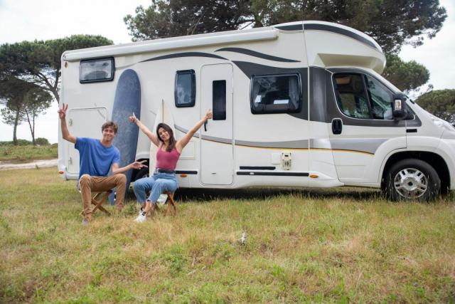 Burstner ixeo time 590 : Camping-Car des Flandres Burstner Ixeo Time 590 : camping-car profilé d'occasion
