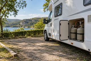 Gaz camping-car, bouteilles ou réservoir GPL rechargeable