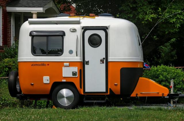 Remorque fourgon aménagé : Camping-Car des Flandres Remorque fourgon amenage : vehicule de loisirs en dépôt-vente