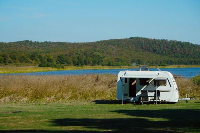 Dépôt-vente ou reprise directe, quelle voie pour céder votre camping-car ? Dépôt-vente ou reprise directe, quelle voie pour céder votre camping-car ?